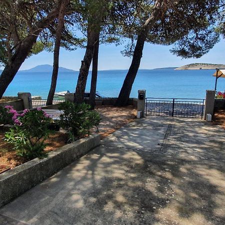 Sidus Maris, Spacious Seaside Apartment With Free Parking Мартиншчіца Екстер'єр фото