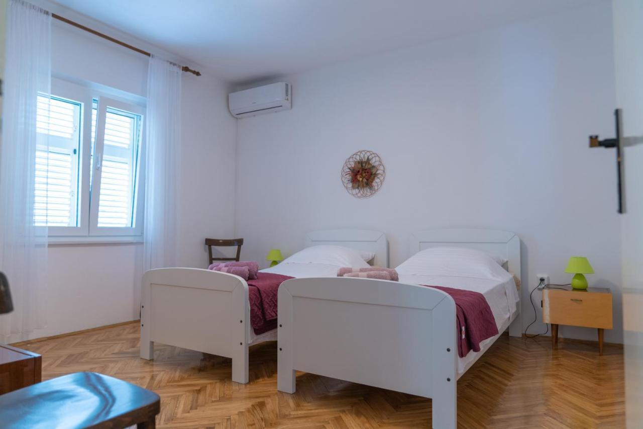 Sidus Maris, Spacious Seaside Apartment With Free Parking Мартиншчіца Екстер'єр фото