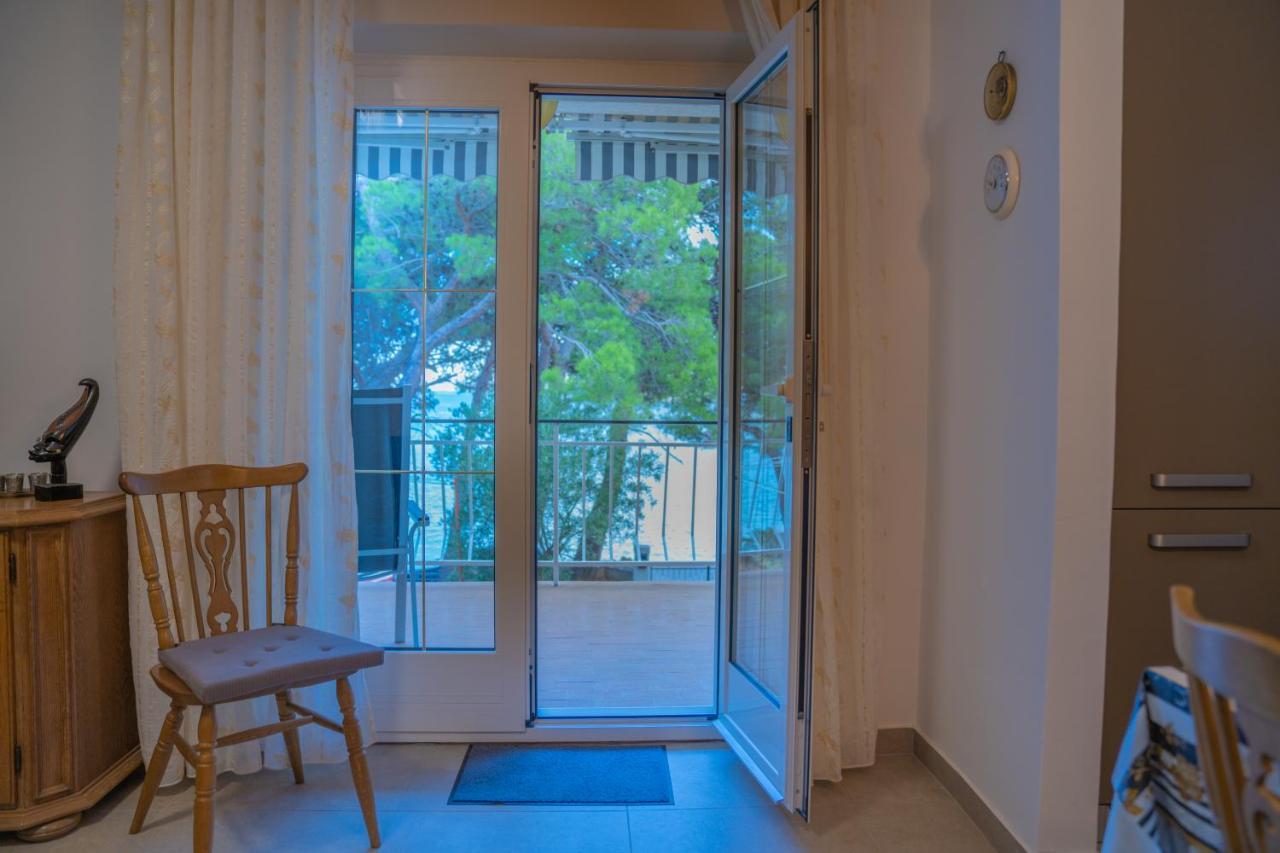 Sidus Maris, Spacious Seaside Apartment With Free Parking Мартиншчіца Екстер'єр фото